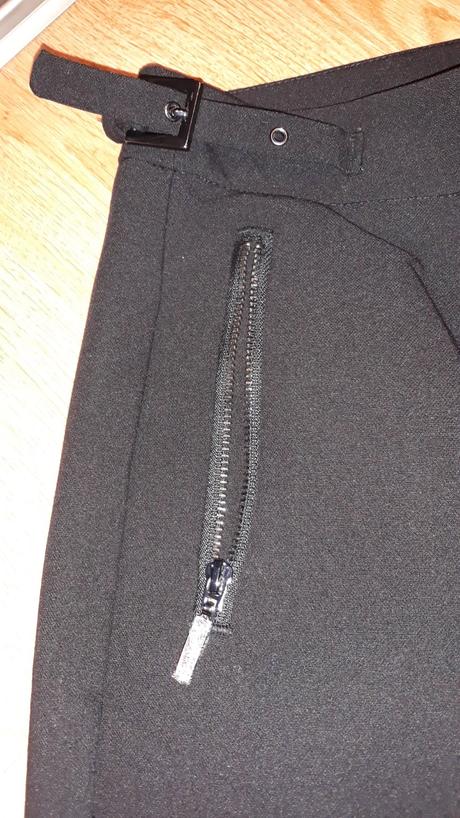 Dámske nohavice s pukmi, reserved,m