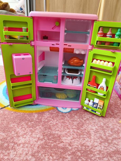 Chladnička pre bábiky, 