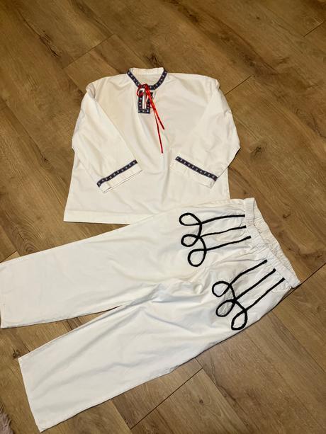 Ľudová košeľa a nohavice, 