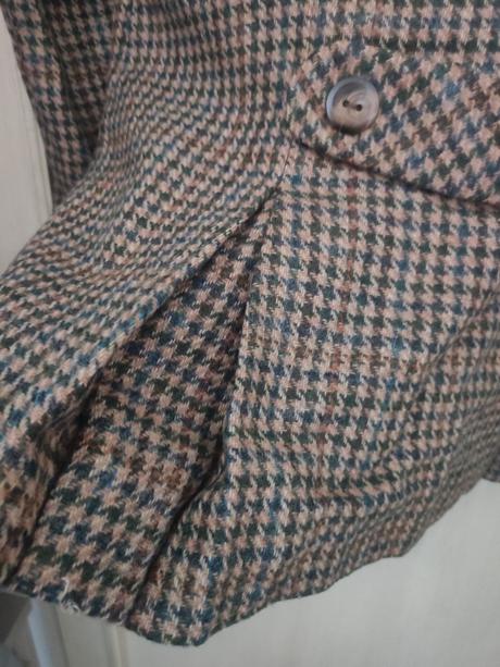 C306krásne sako  raz oblečené, 42