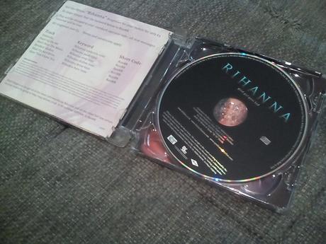Rihanna cd,