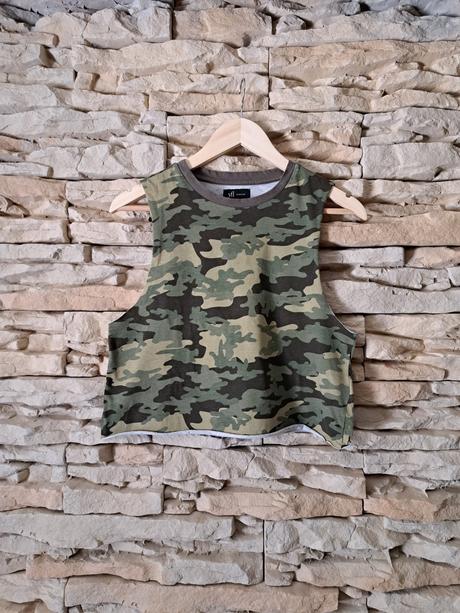 Maskáčový crop top, reserved,xs