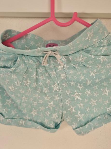 Šortky, f&f,98
