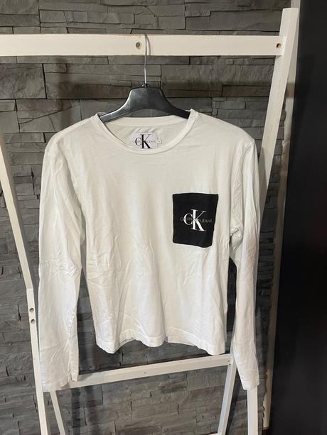 Calvin klein v.s, calvin klein,s