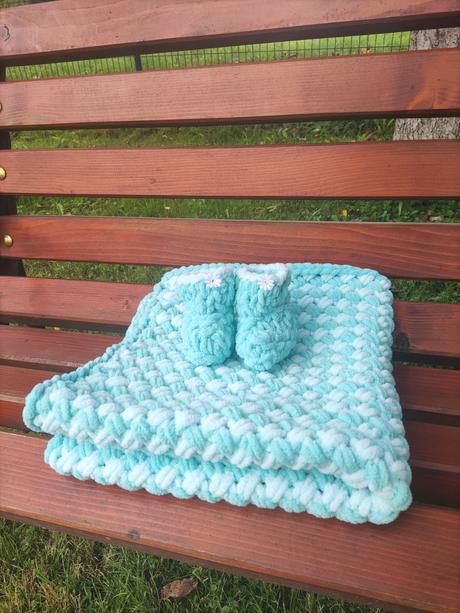 Set pre bábätko deka + papučky,