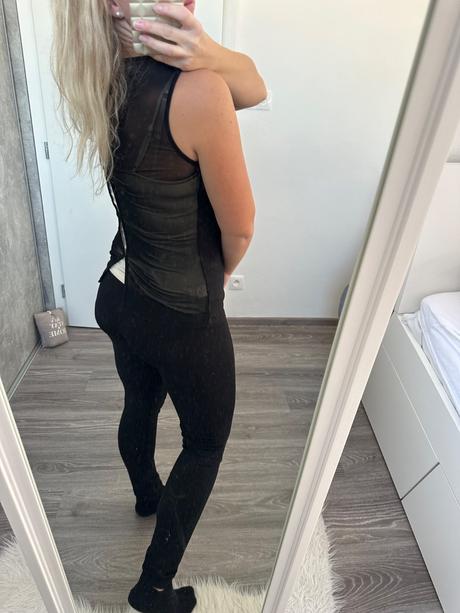 Tielko s aplikáciou, s