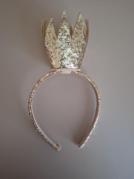 Korunková čelenka,