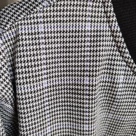 Prechodná tenká bombéra reserved  - super stav, reserved,146