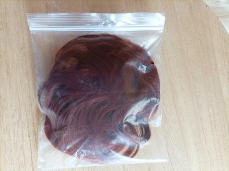 Vlasová gumička na drdol, 