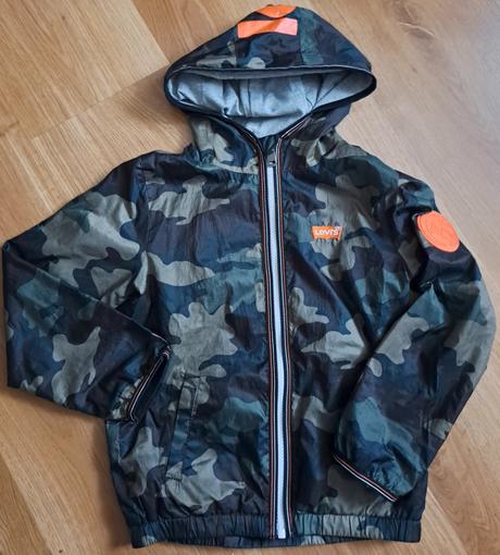 Maskáčová bunda, levis,110