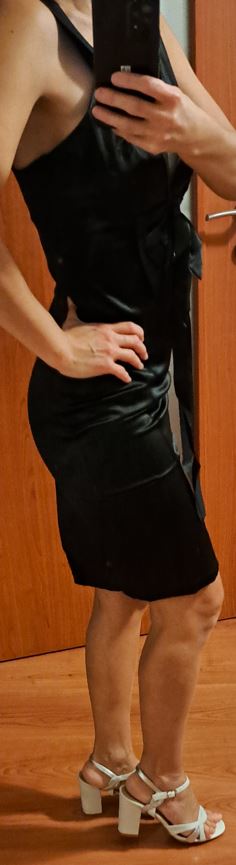 Male cierne, kokteilove saty s, s