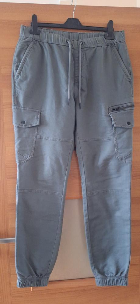 Chlapčenské kapsáče, m