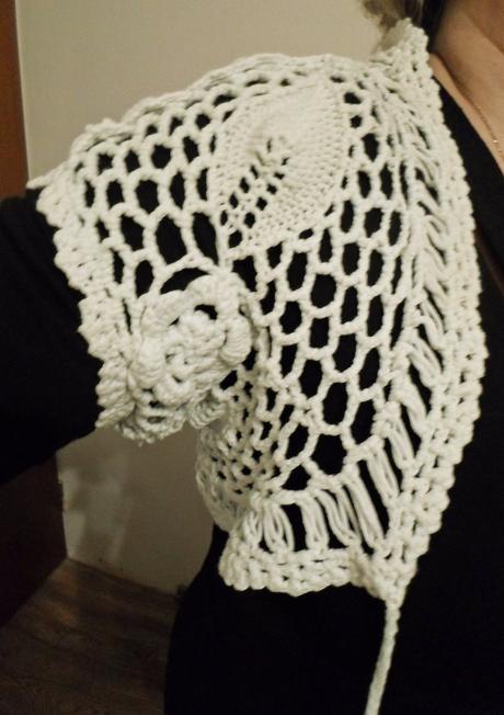 Biele háčkované bolero, xxl