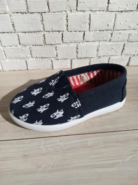 Detské papučky s motívom žraloka v.23, 23