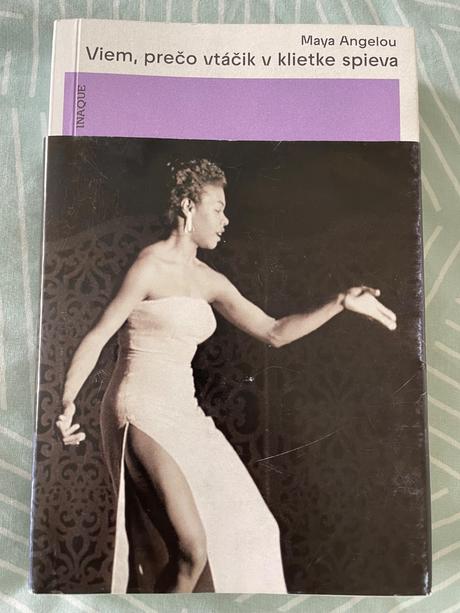 Viem prečo vtáčik v klietke spieva maya angelou, 