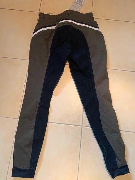 Jazdecké rajtky n.o.v.é., 38