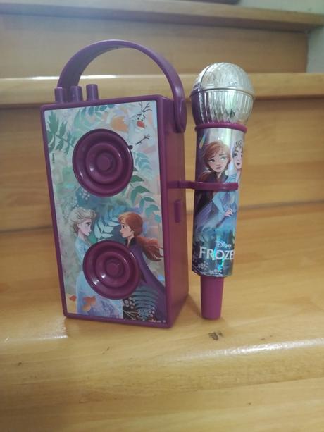 Magič + mikrofon frozen, 