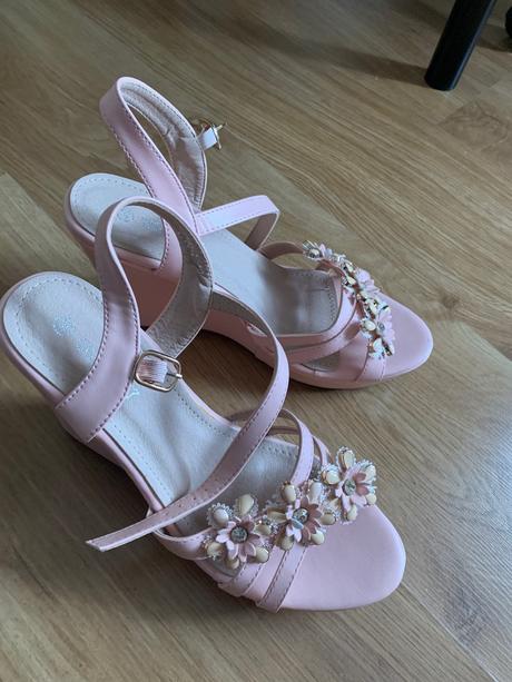 Dámske sandále, 40