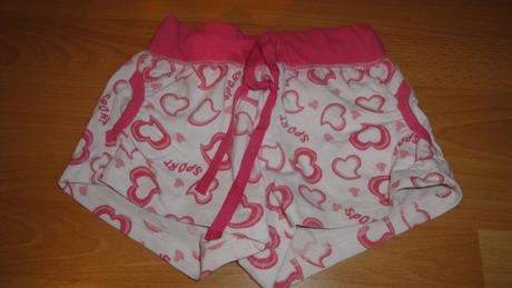 Šortky so srdiečkami, 110