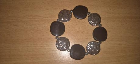 Korálkový náramok, 