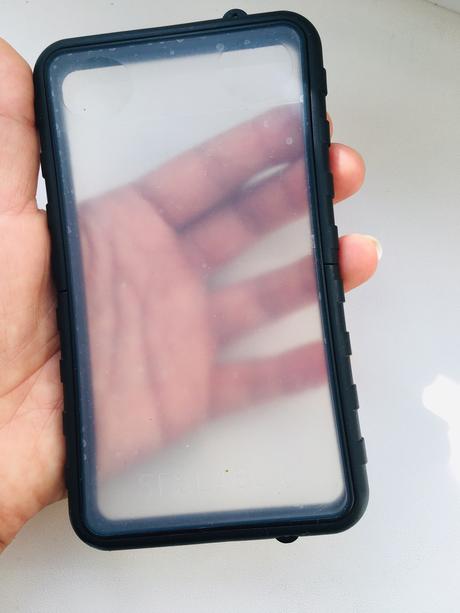 Vodotesný obal na mobil, 