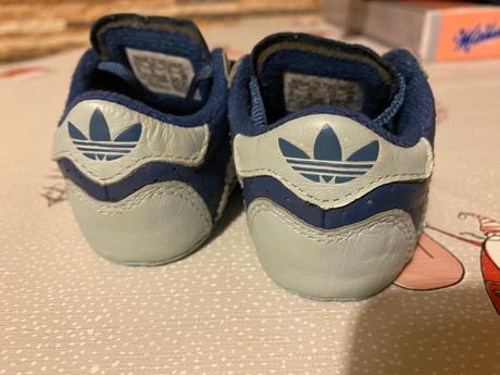 Adidas, adidas,17