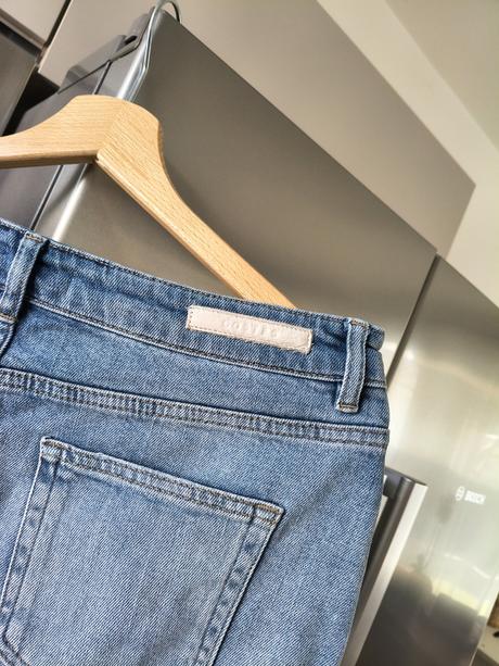 Costes svetlo modrá riflová elastická sukňa m-l, l