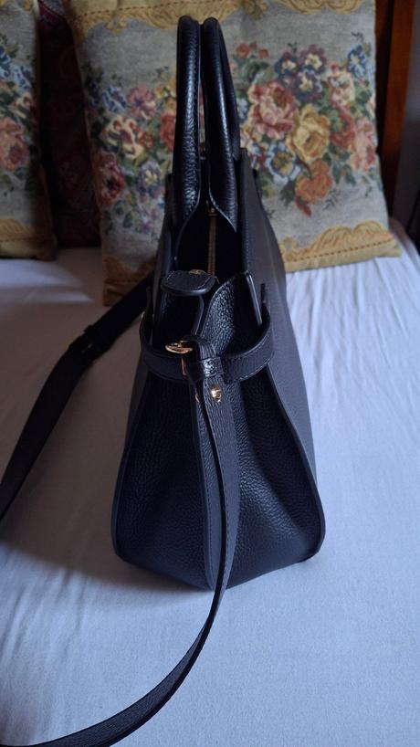 Tmavomodrá kabelka coccinelle, coccinelle