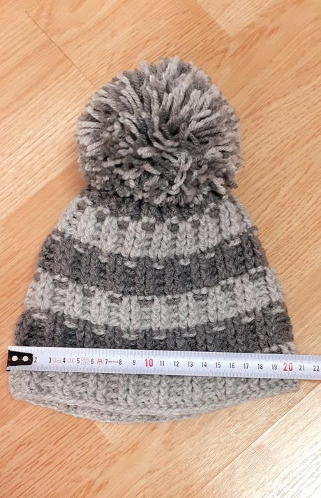 Pletená čiapka, 98