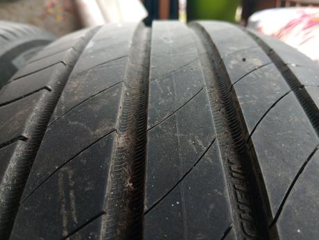 Letné pneumatiky 195/60 r18, 
