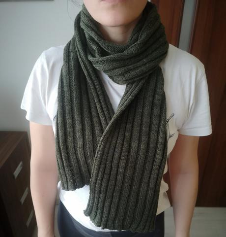 Khaki šál, 