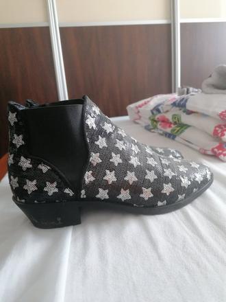 Flitrovane kotniky, primark,38