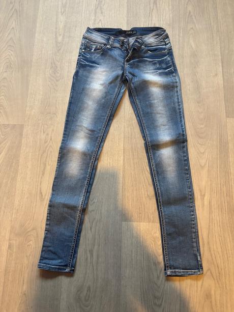 Nové damske rifle jeans, s / xs
