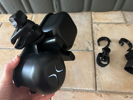 Drziak a pultik na kocik univerzalny, 