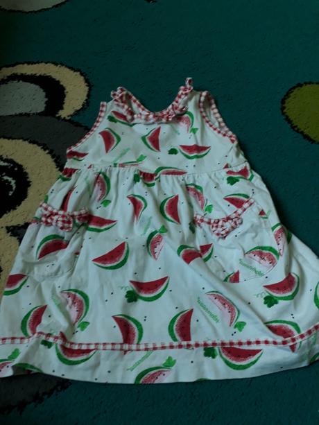 3 x saty vlnené a biele predané, 86–98