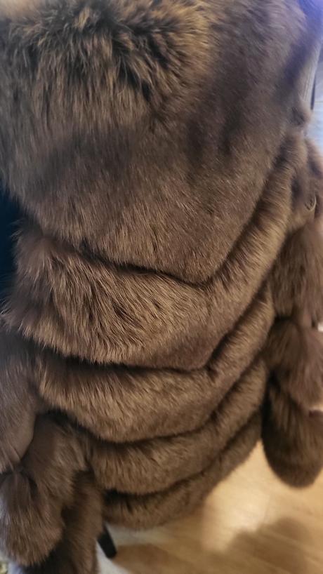 Kožušinova vesta prava liška., m