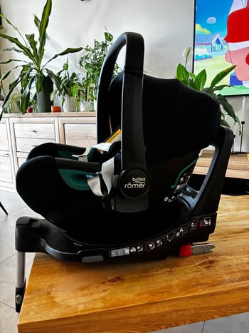 Komplet britax romer od 0 do 4 rokov( iso fix s op, britax