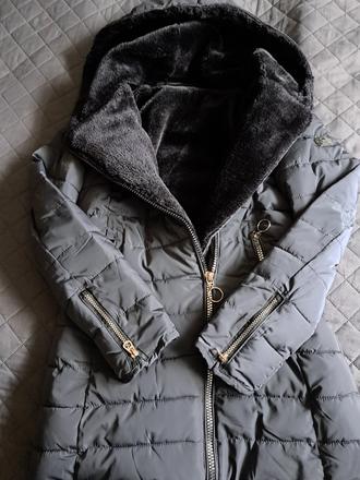 Dámske bunda na zimu, s