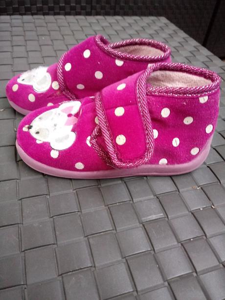 Mackove papucky., 24