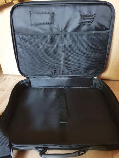 Veľká taška na notebook - čierna,