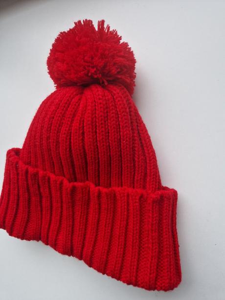 Čiapka                  darujem k nákupu, 