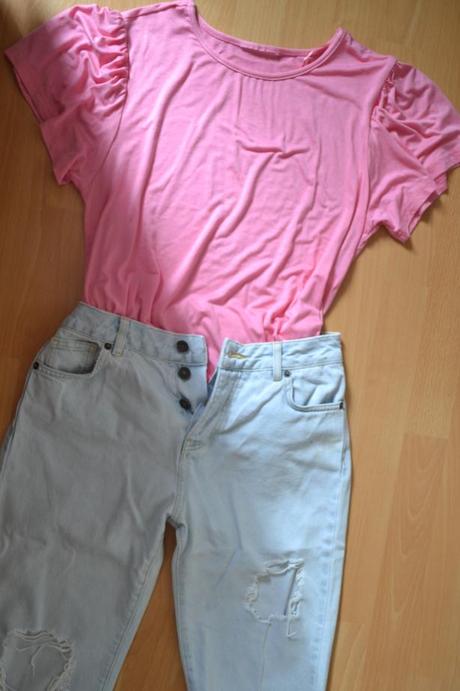 Volánove ružové tričko univeľkosť, m