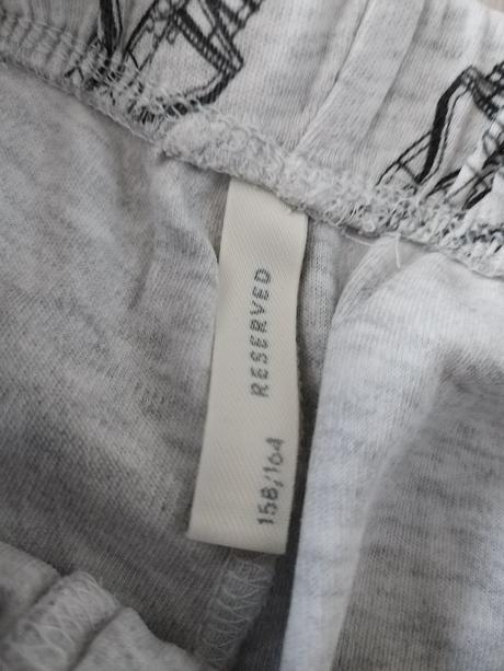 Pyžamo, reserved,158