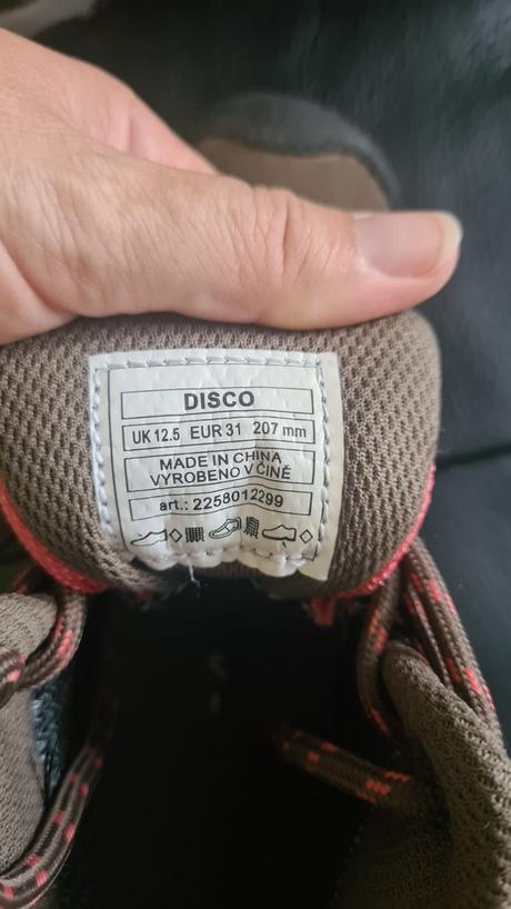 Turistické topánky, 31