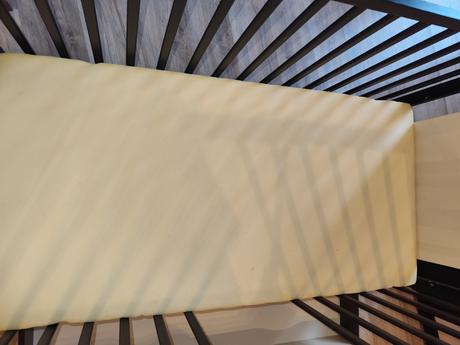 Predám detskú postieľku, šírka (cm): 60,dĺžka (cm): 120