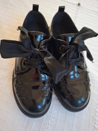 Lakovky, reserved,35
