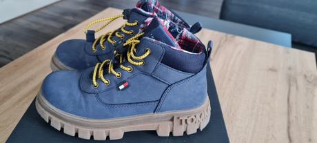 Chlapcenske topanky tommy hilfiger.velkost 31, tommy hilfiger,31