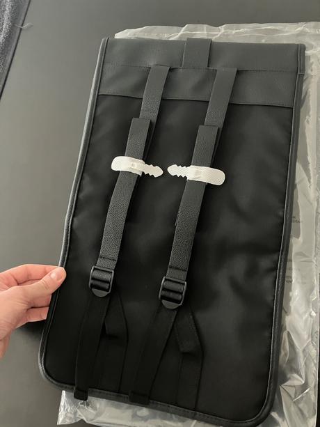 Manazersky batoh azzaro parfums, 