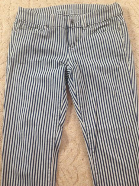 Modré pásikaté nohavice, s