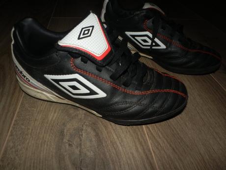 Tenisky, umbro,35